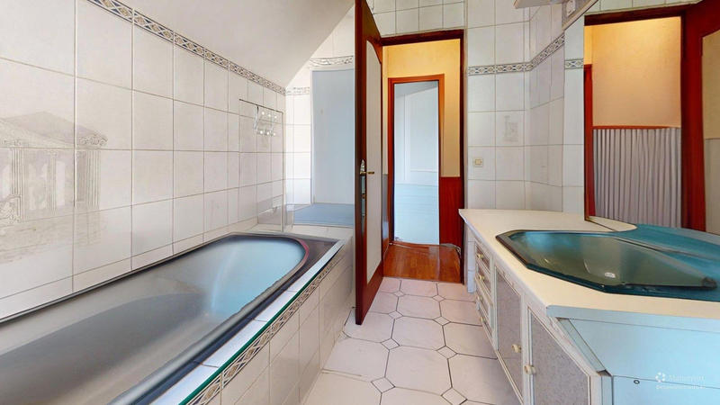 Maison - 108 m² - 6 pièces