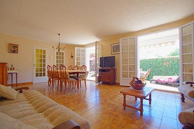 Maison - 93 m² - 4 pièces