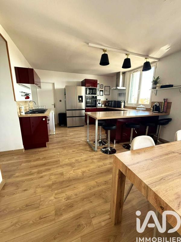 Appartement - 80 m² - 5 pièces