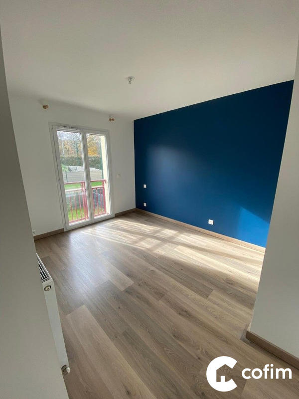 Maison - 99 m² - 5 pièces
