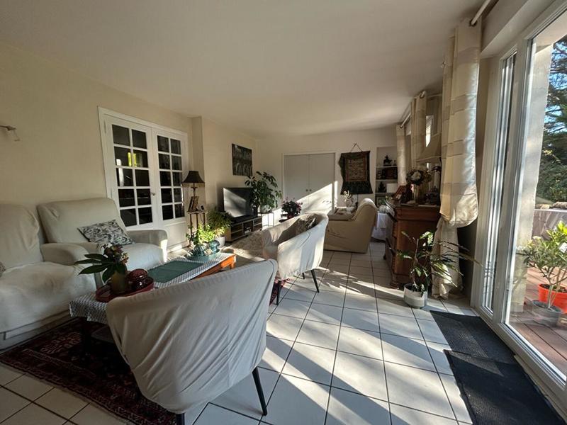 Maison - 162 m² - 7 pièces