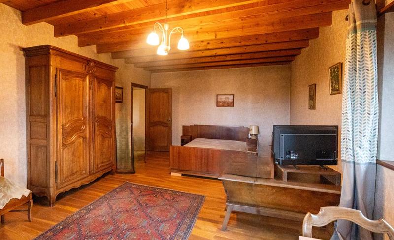 Corps de ferme - 195 m² - 5 pièces