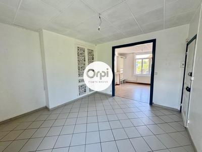 Immeuble - 130 m² - 6 pièces