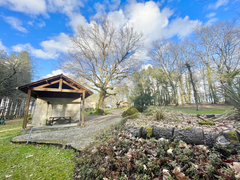 Villa - 166 m² - 9 pièces