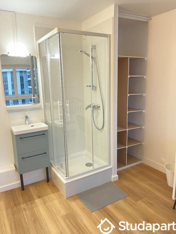 Chambre - 9 m² - 1 pièce