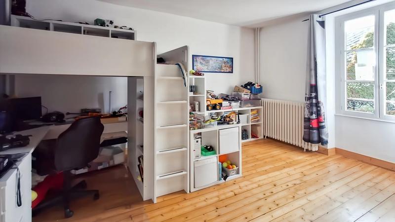 Maison - 166 m² - 5 pièces