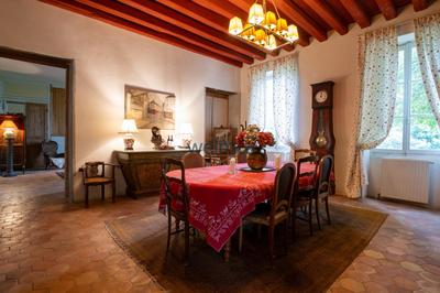 Maison - 451 m² - 10 pièces