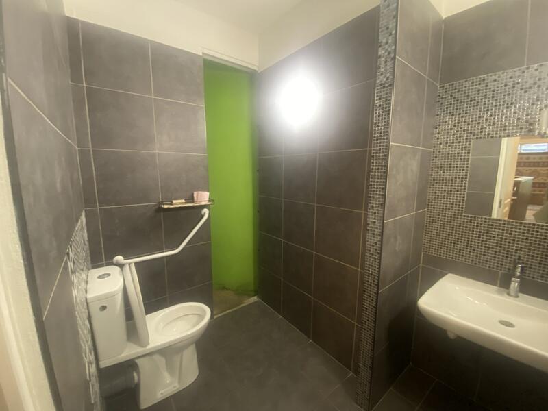 Local commercial - 80 m²