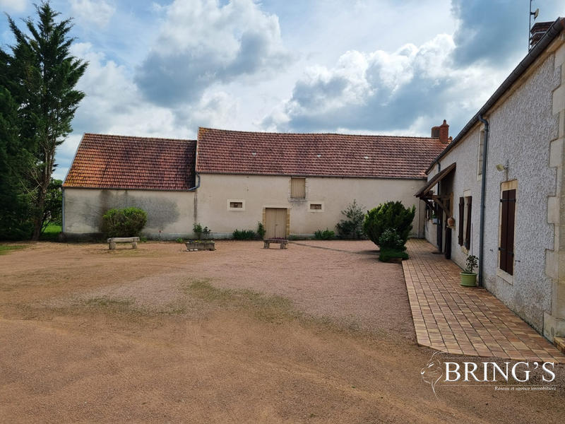 Maison - 204 m² - 8 pièces