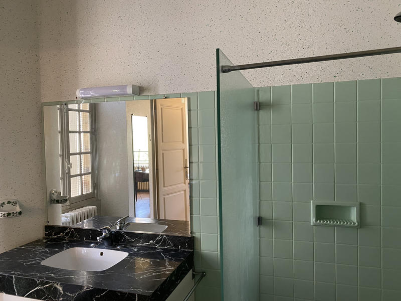 Maison - 230 m² - 7 pièces