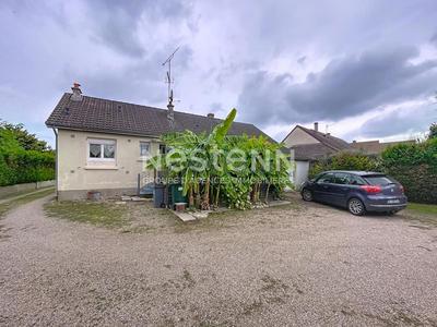 Maison - 99 m² - 4 pièces