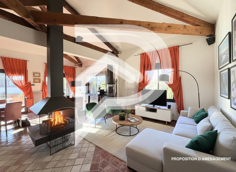 Maison - 140 m² - 5 pièces