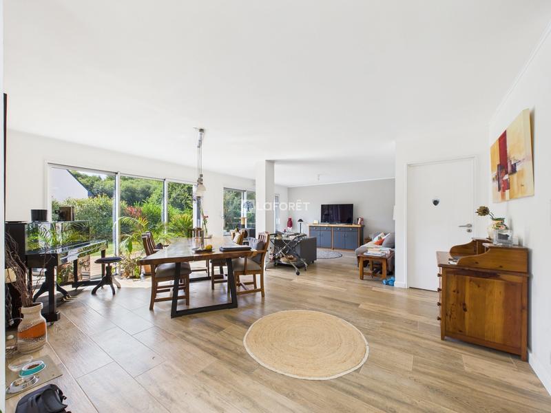 Maison - 137 m² - 5 pièces