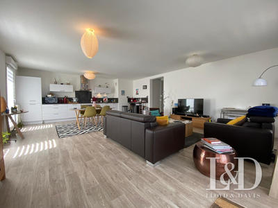 Appartement - 85 m² - 3 pièces