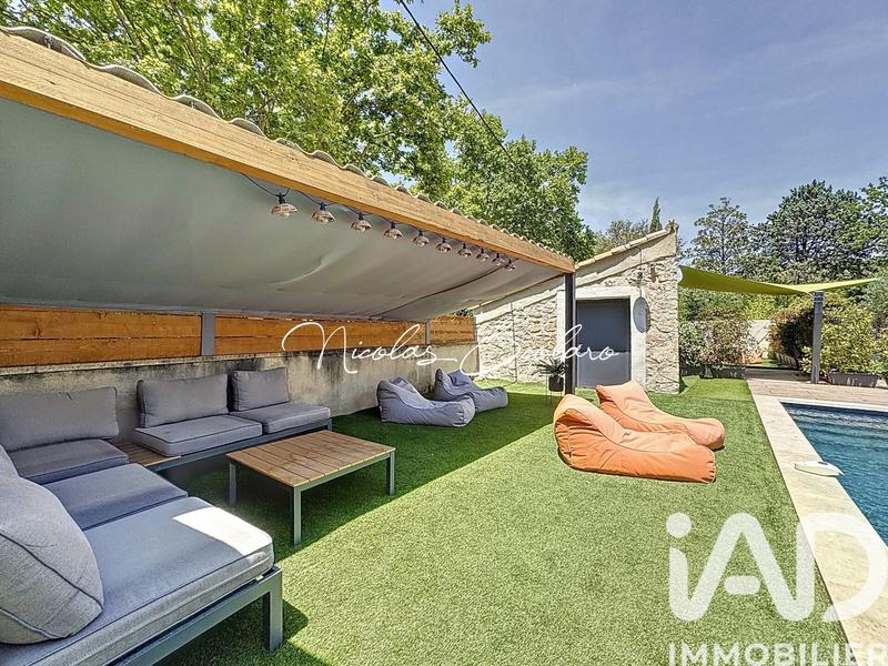 Maison - 1 m² - 6 pièces