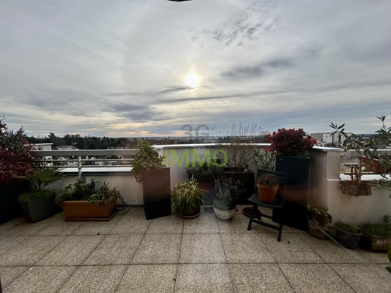 Appartement - 116 m² - 5 pièces