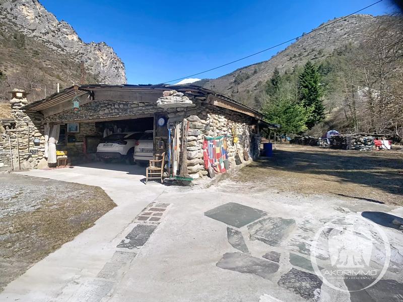 Moulin - 185 m² - 8 pièces