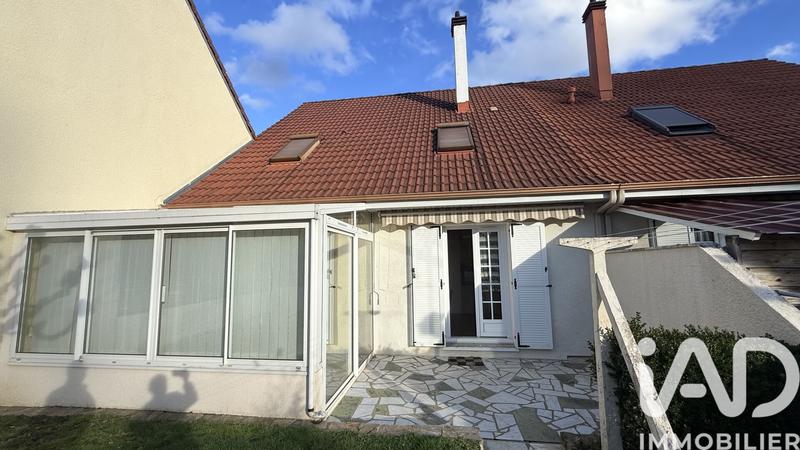 Maison - 88 m² - 4 pièces