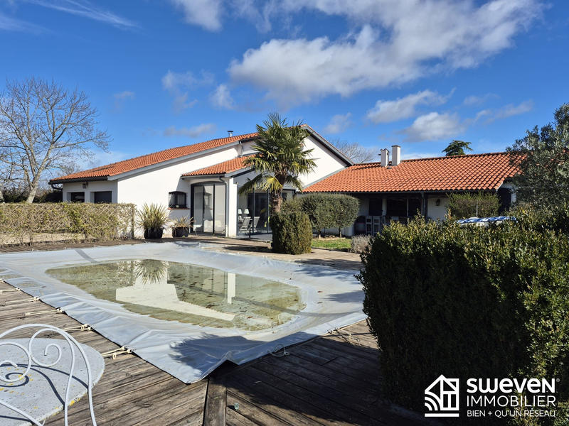 Maison - 191 m² - 7 pièces