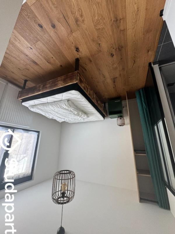 Chambre - 13 m² - 1 pièce