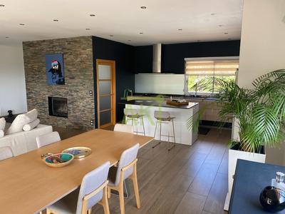 Maison contemporaine - 200 m² - 6 pièces