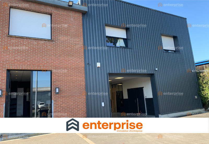 Local d'activité / Entrepôt - 346 m²