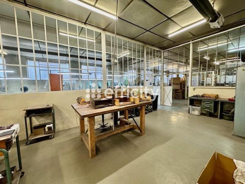 Bureau - 540 m² - 8 pièces