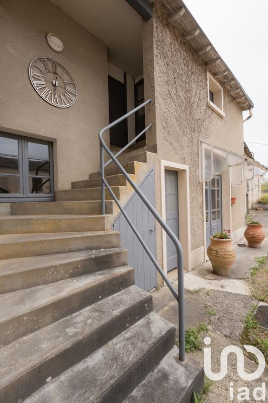 Maison - 245 m² - 9 pièces