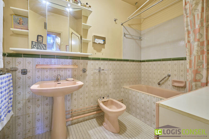 Appartement - 163 m² - 5 pièces