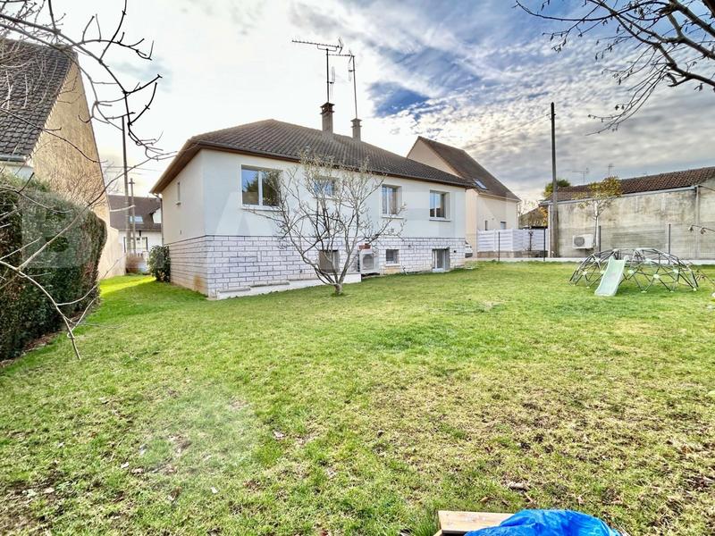 Maison - 157 m² - 7 pièces