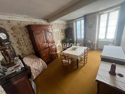 Maison ancienne - 181 m² - 7 pièces