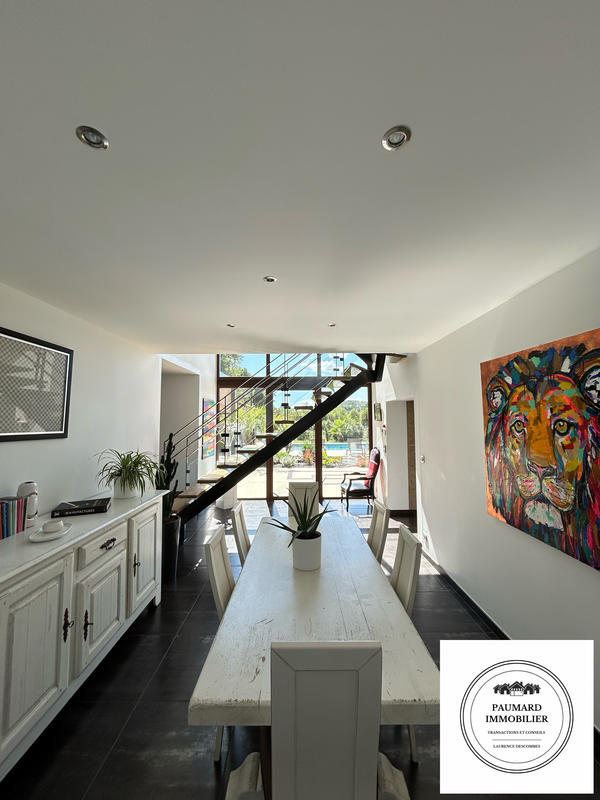 Bastide - 248 m² - 9 pièces