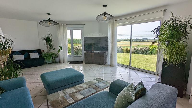 Maison - 145 m² - 6 pièces