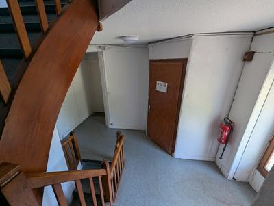 Appartement - 256 m² - 10 pièces