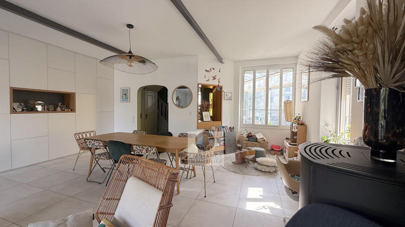 Maison - 164 m² - 6 pièces