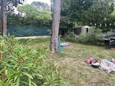 Terrain constructible - 186 m²