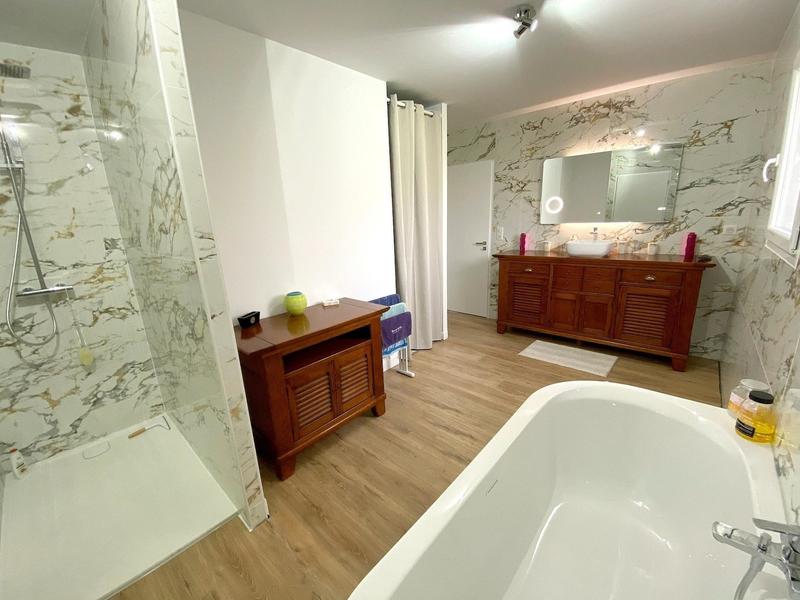 Maison - 142 m² - 4 pièces