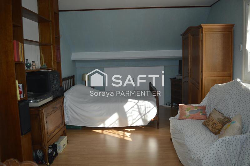 Maison - 138 m² - 7 pièces