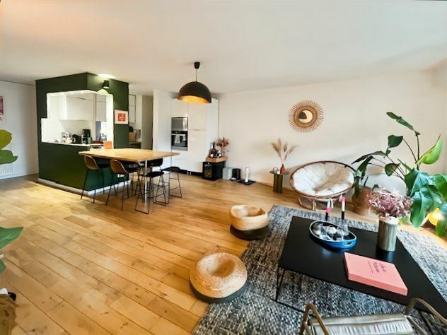 Appartement - 87 m² - 4 pièces