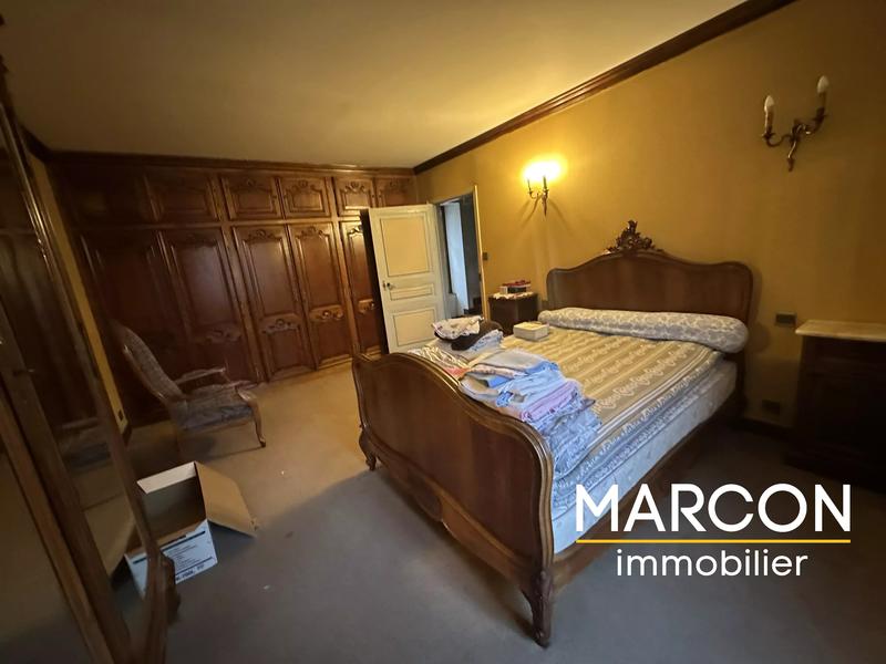 Maison de village - 183 m² - 8 pièces