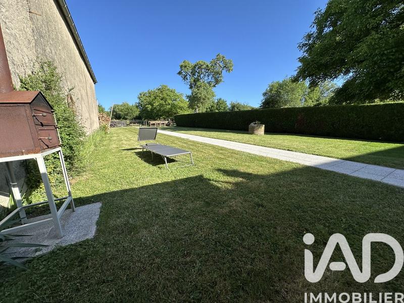 Maison - 300 m² - 11 pièces