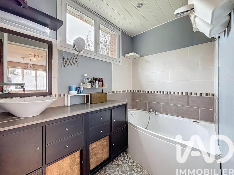 Maison - 95 m² - 4 pièces