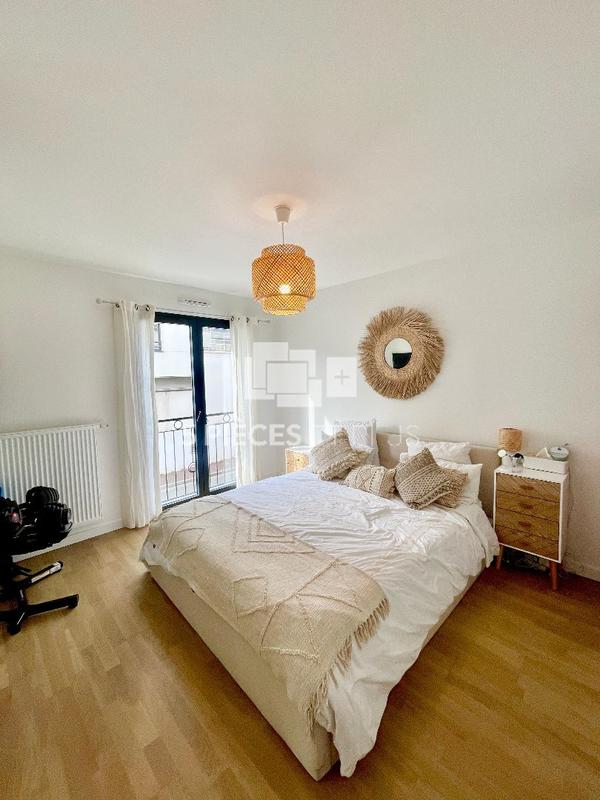 Appartement sur toit - 70 m² - 3 pièces