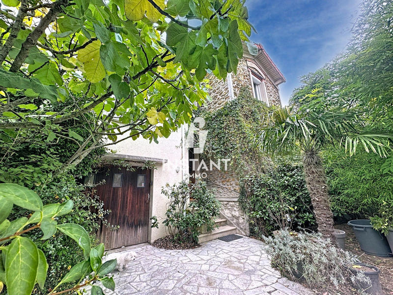 Maison - 85 m² - 5 pièces