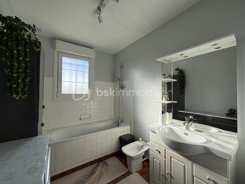 Maison - 126 m² - 7 pièces