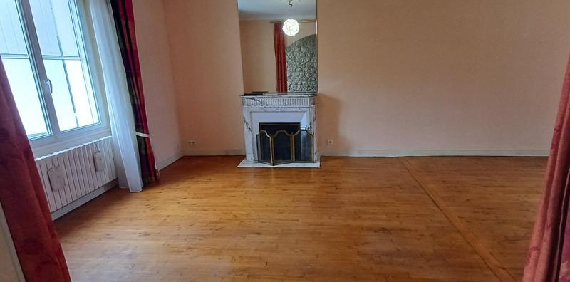 Maison - 190 m² - 8 pièces