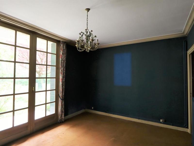 Maison - 247 m² - 7 pièces