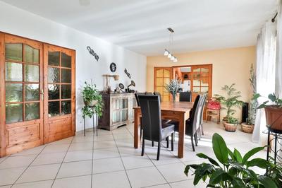 Maison - 155 m² - 6 pièces