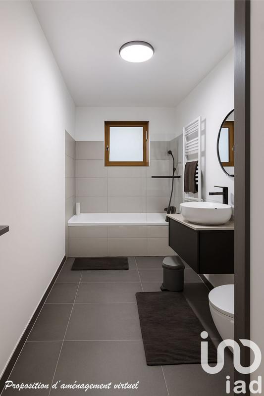 Maison - 102 m² - 5 pièces