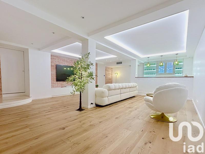 Maison - 193 m² - 7 pièces